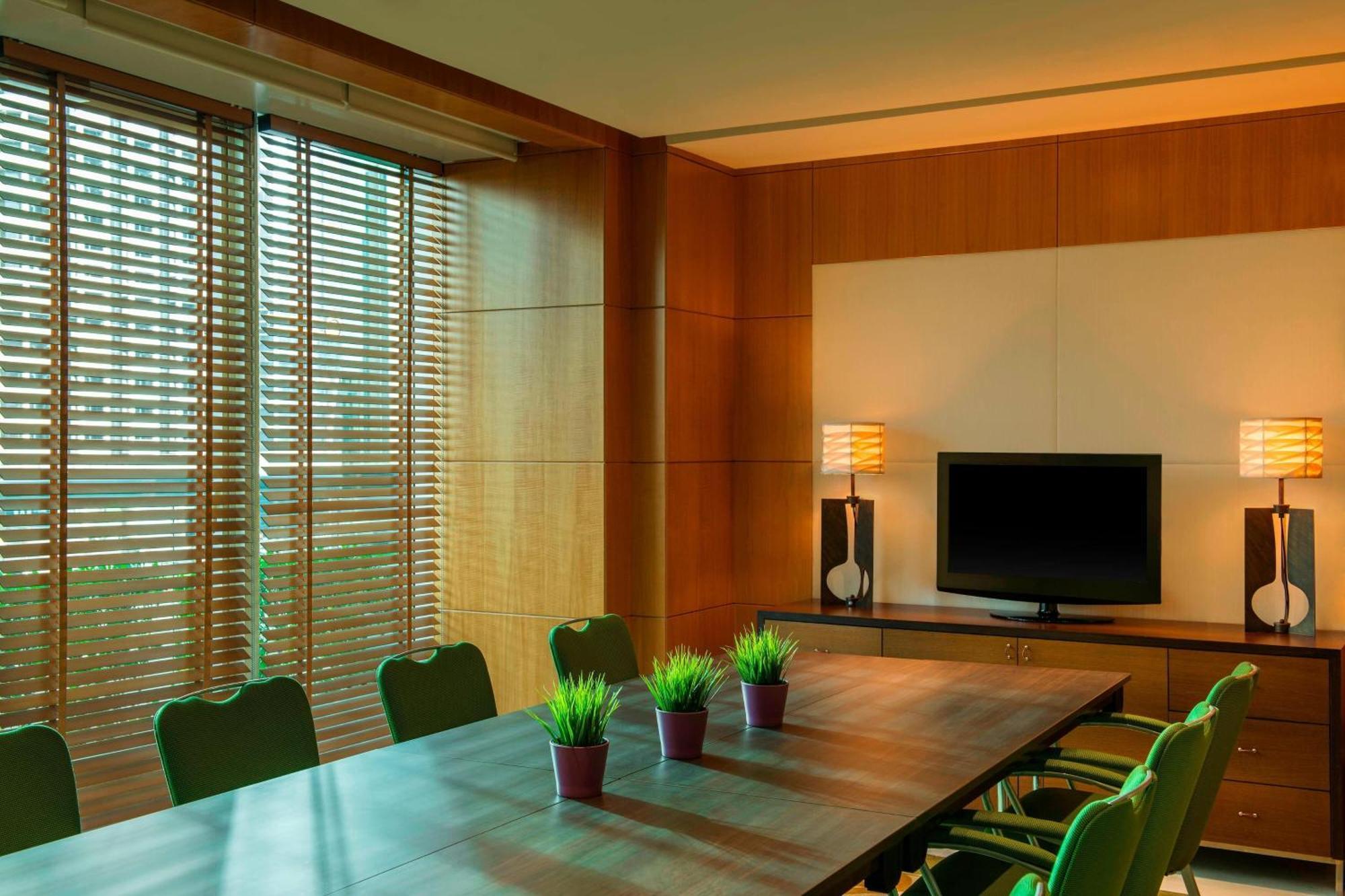 Four Points By Sheraton Sheikh Zayed Road होटल